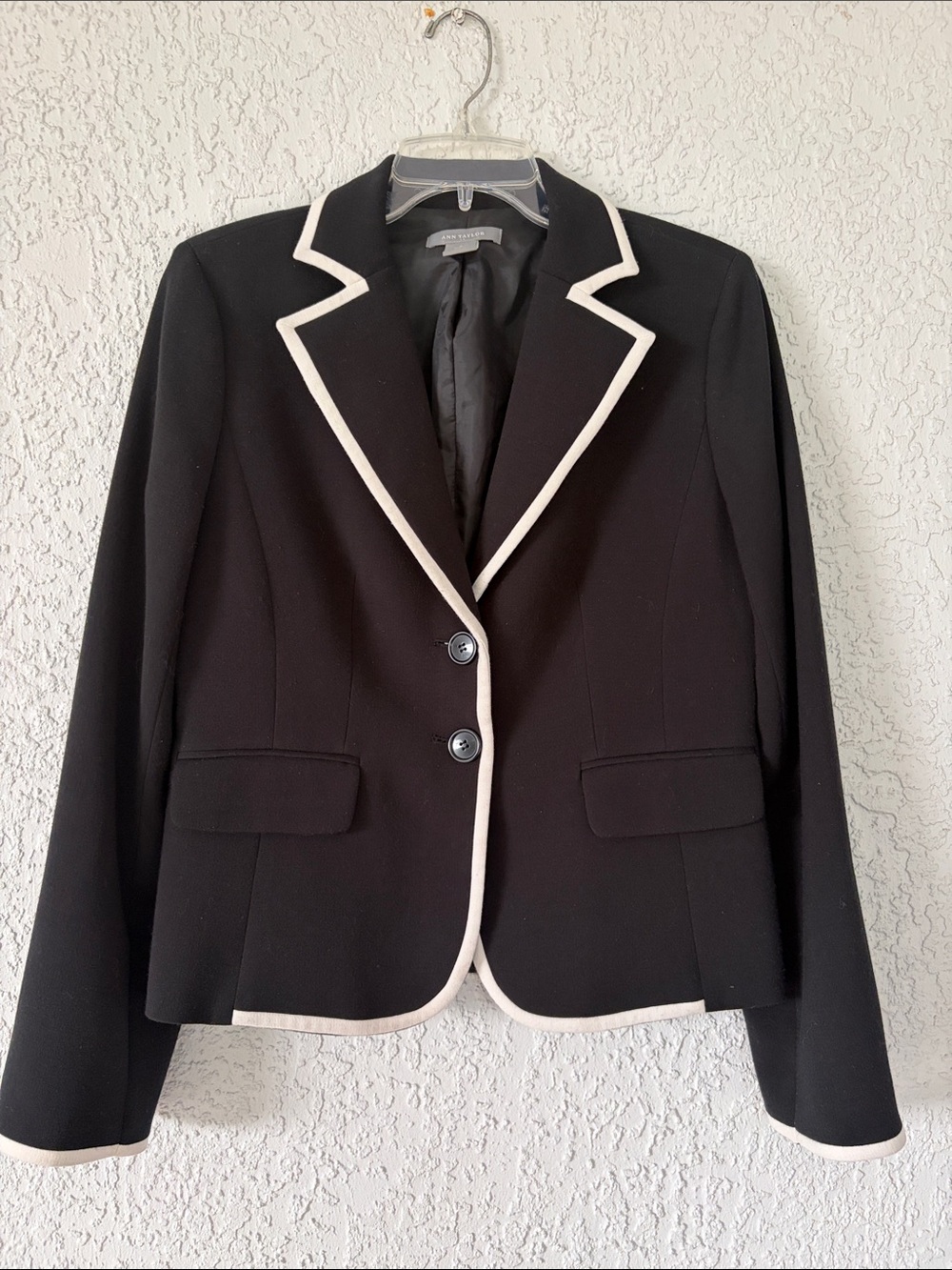 Ann Taylor Black Blazer with Cream Contrast Trim size 6